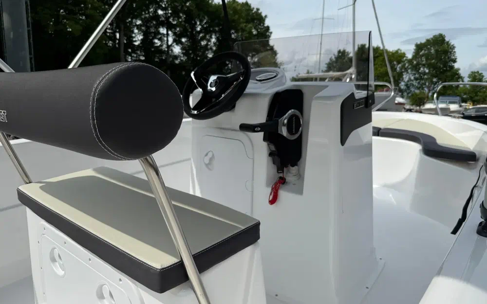 slider 3 B2 Marine  155Fishing