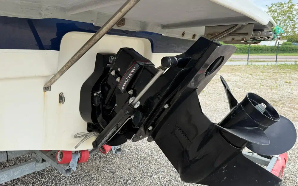 slider 8 Bayliner Discovery 192