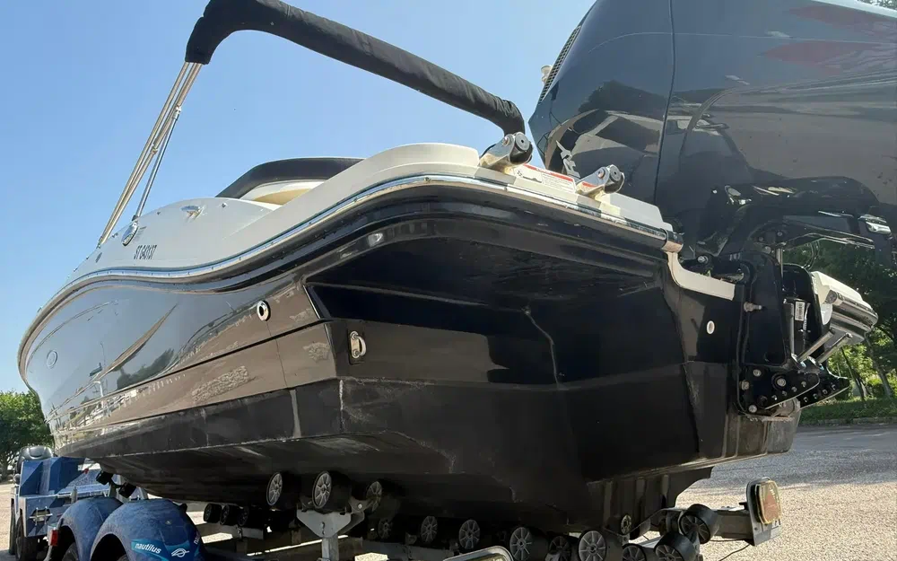 slider 13 Sea Ray  210 SPX OB