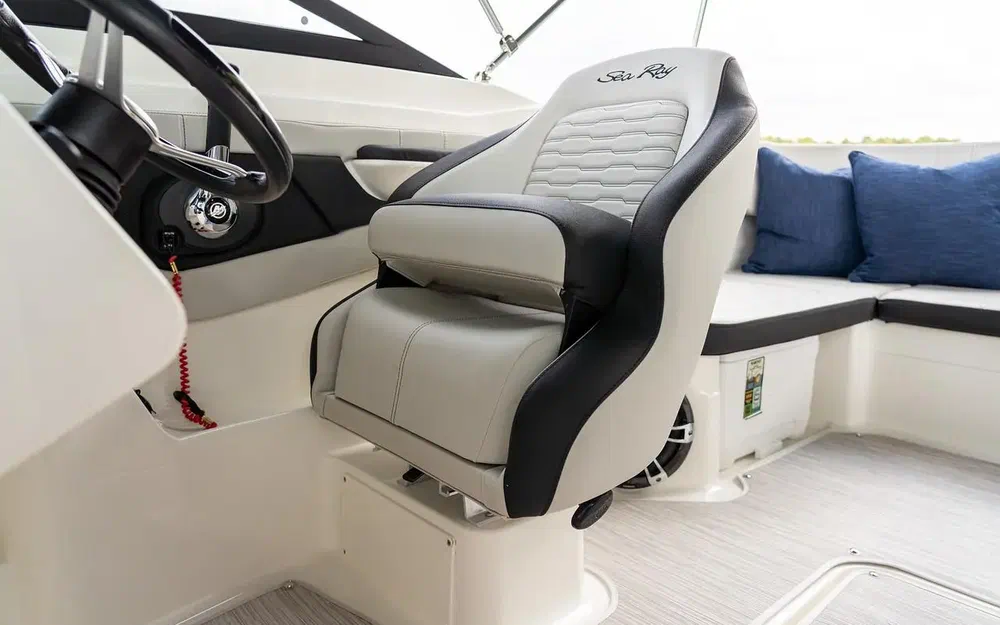 slider 23 Sea Ray  210 SPX OB