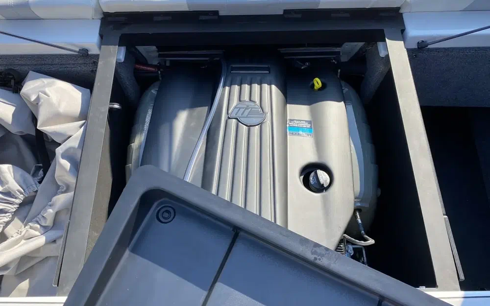 slider 7 Malibu Wakesetter 21 VLX