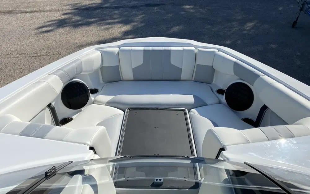 slider 5 Malibu Wakesetter 21 VLX