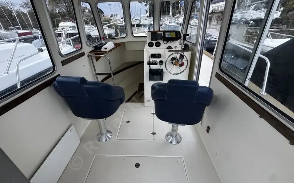 slider 14 Rhea  730 Fishing