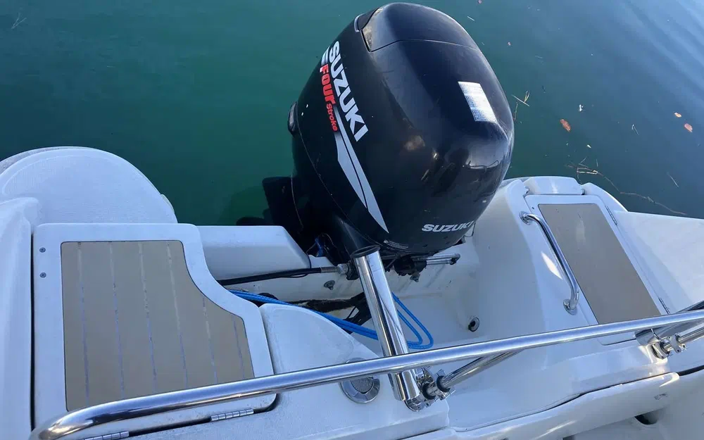 slider 15 Jeanneau Merry Fisher 625Legende