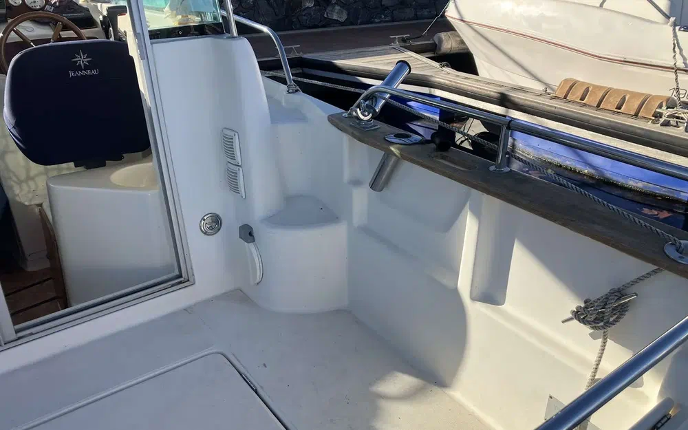 slider 20 Jeanneau Merry Fisher 625Legende