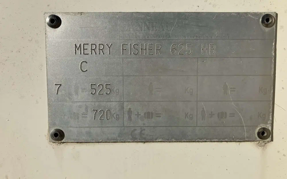 slider 22 Jeanneau Merry Fisher 625