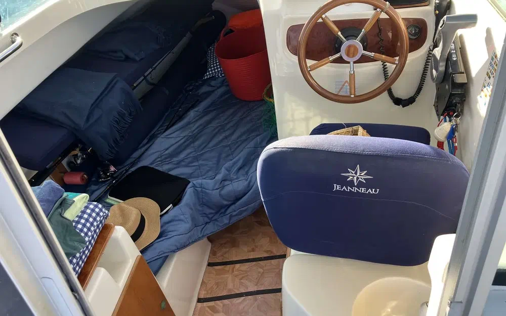 slider 24 Jeanneau Merry Fisher 625Legende