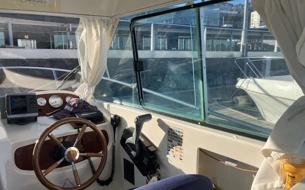 slider 28 Jeanneau Merry Fisher 625Legende