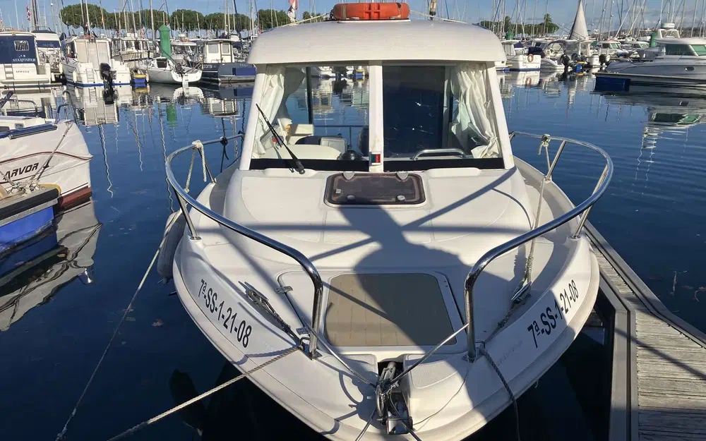 slider 1 Jeanneau Merry Fisher 625