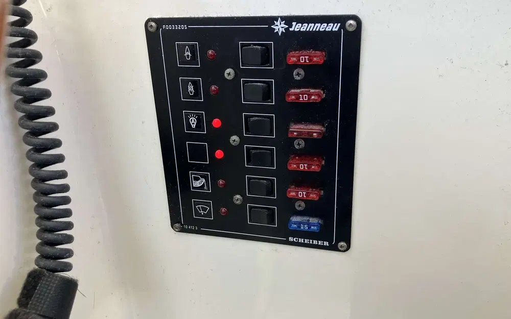 slider 36 Jeanneau Merry Fisher 625