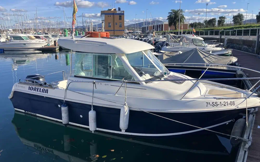 slider 3 Jeanneau Merry Fisher 625