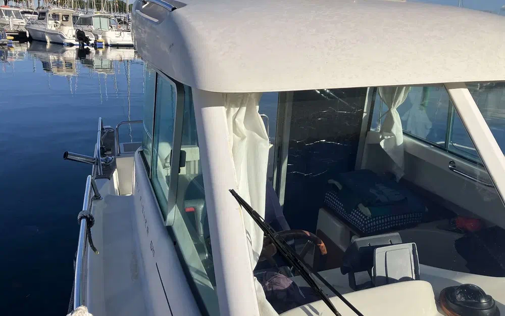 slider 5 Jeanneau Merry Fisher 625