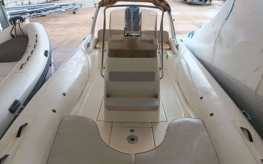 slider 9 Black Fin 25