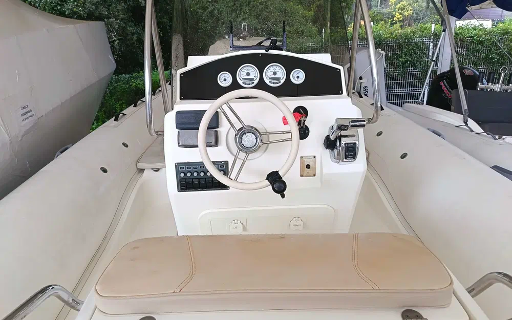 slider 14 Black Fin 25