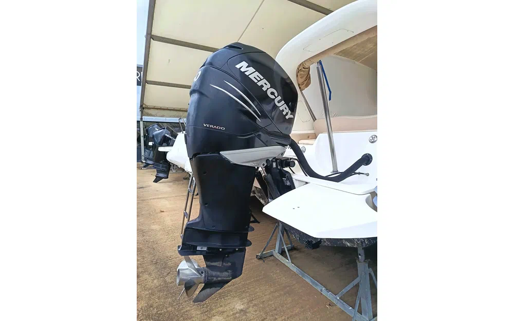 slider 16 Black Fin 25