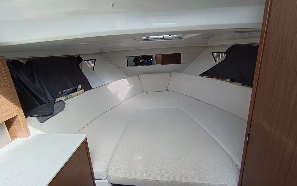 slider 16 Jeanneau Cap Camarat 9.0 WA