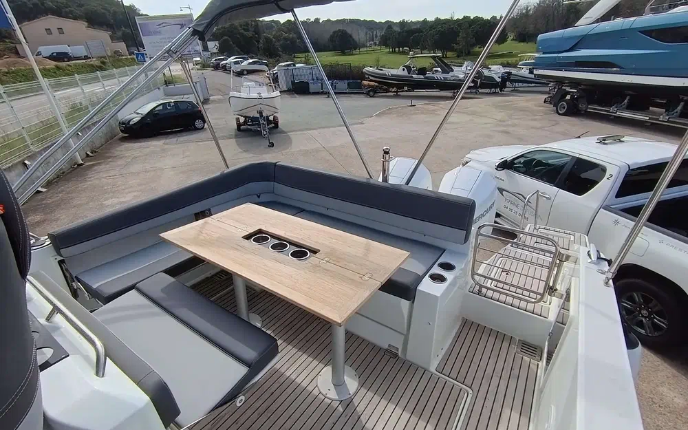 slider 7 Jeanneau Cap Camarat 9.0 WA