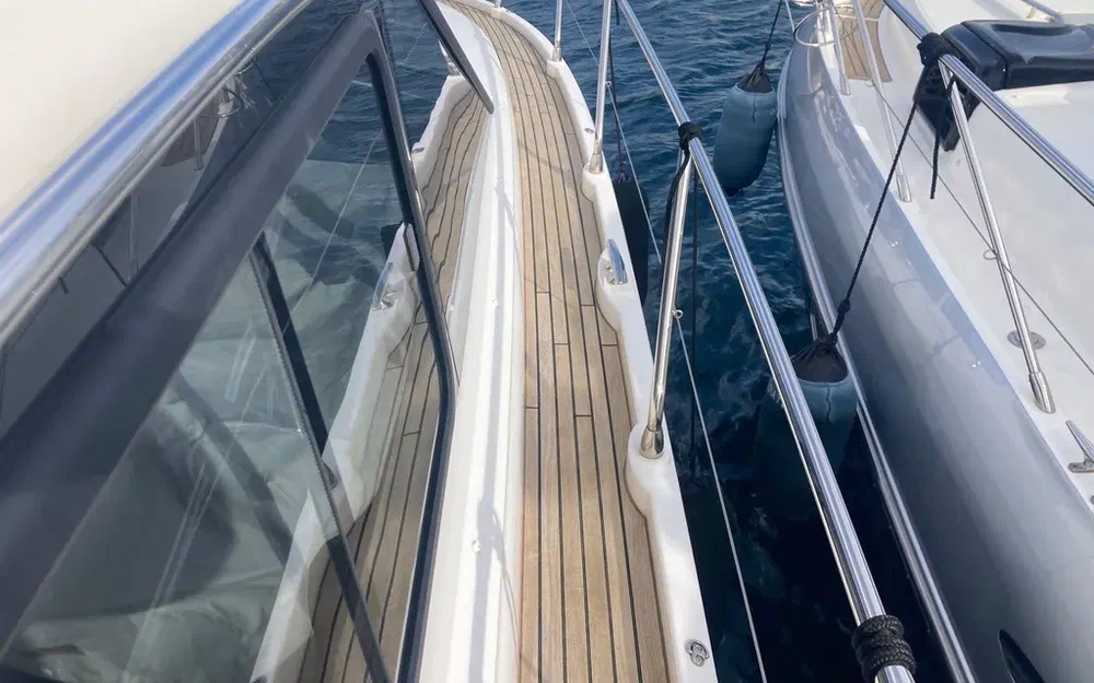 slider 12 Jeanneau Leader 46