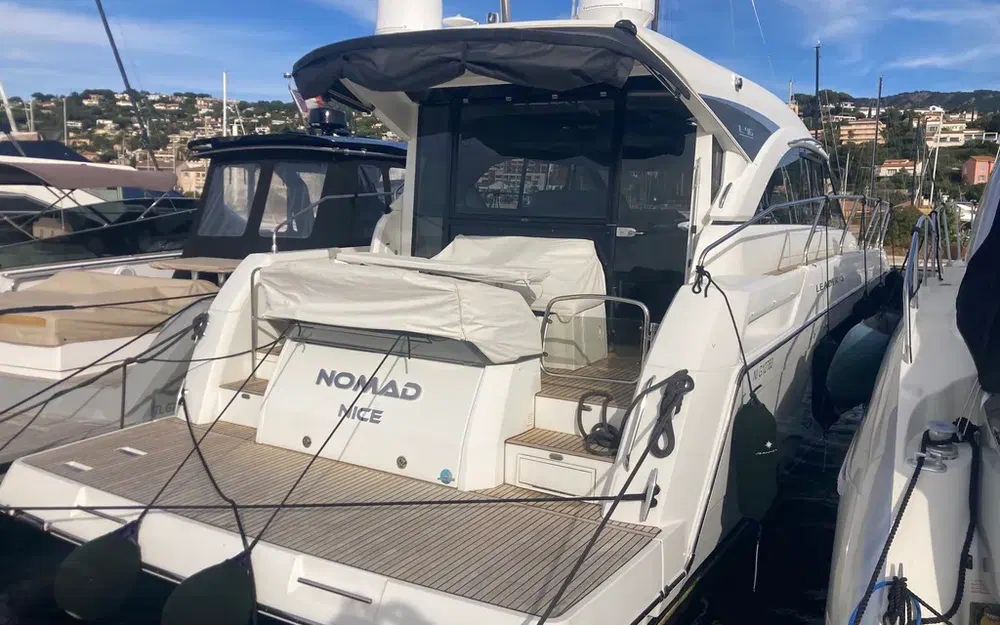 slider 5 Jeanneau Leader 46