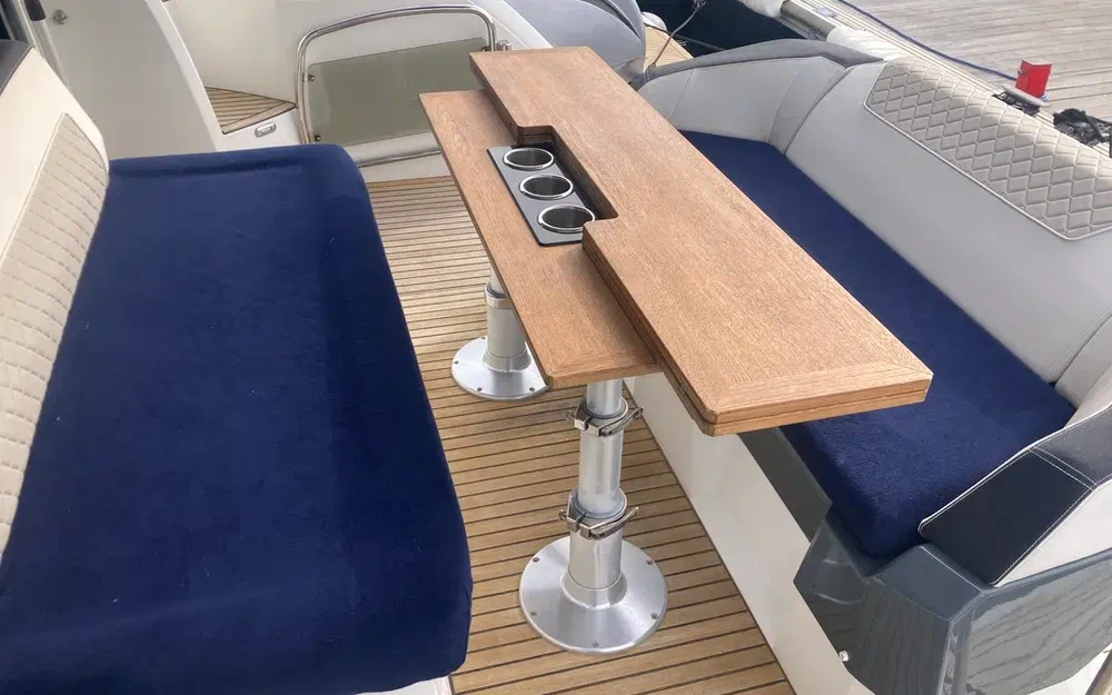 slider 18 Jeanneau Leader 46