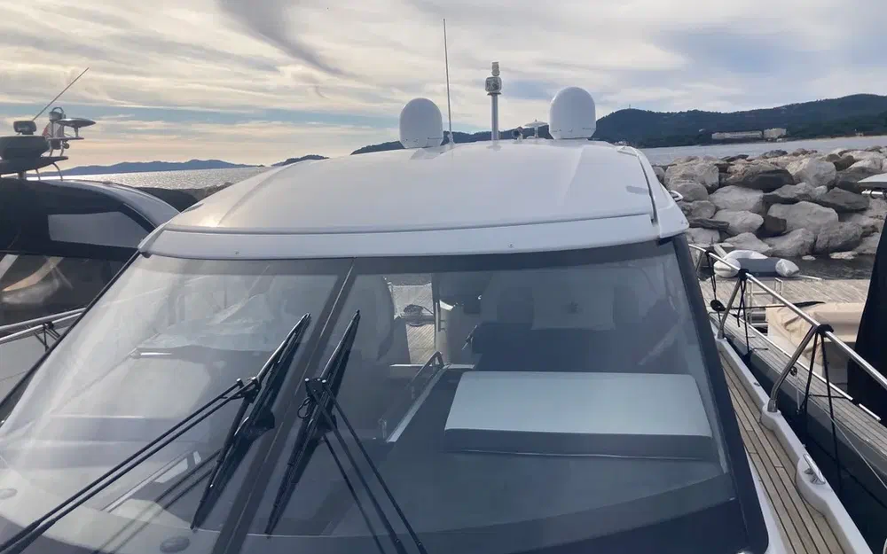 slider 9 Jeanneau Leader 46