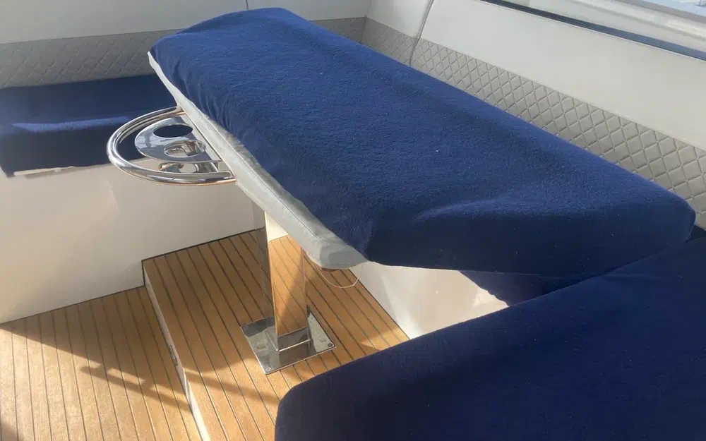 slider 22 Jeanneau Leader 46