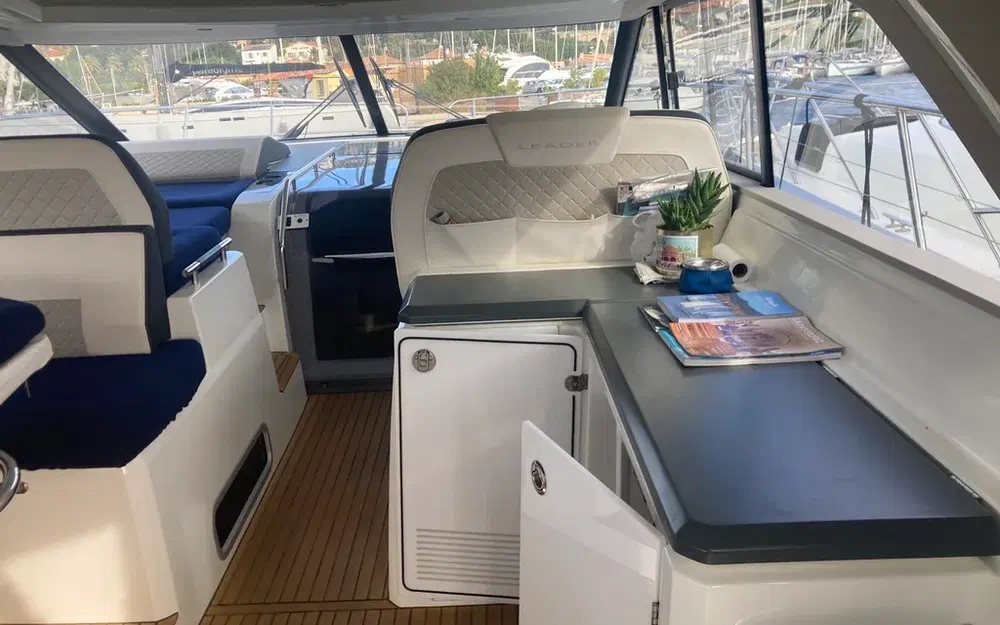 slider 27 Jeanneau Leader 46
