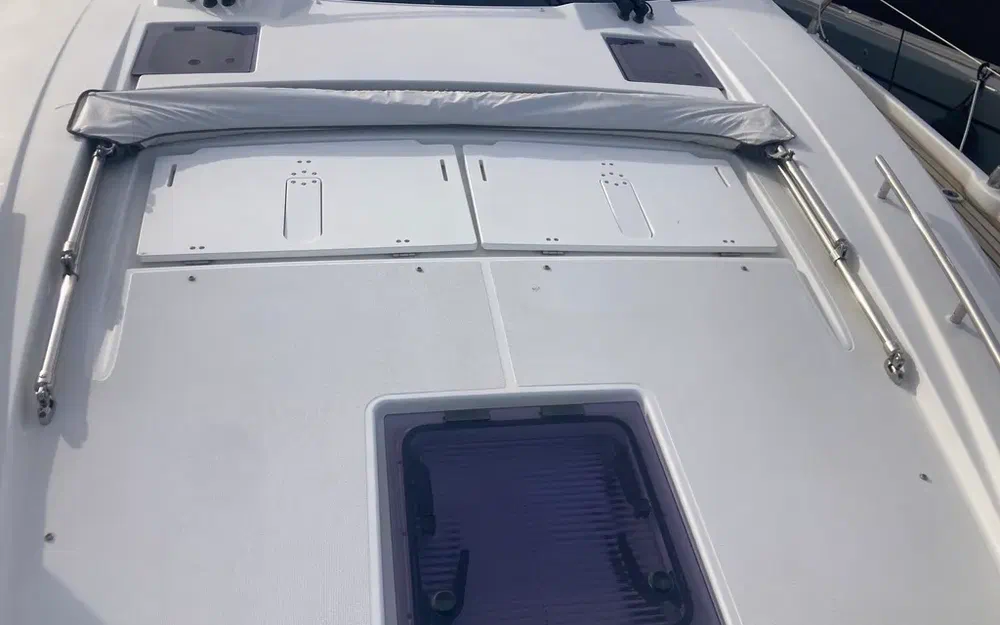 slider 15 Jeanneau Leader 46