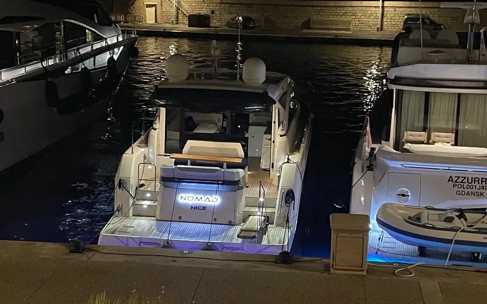 slider 7 Jeanneau Leader 46