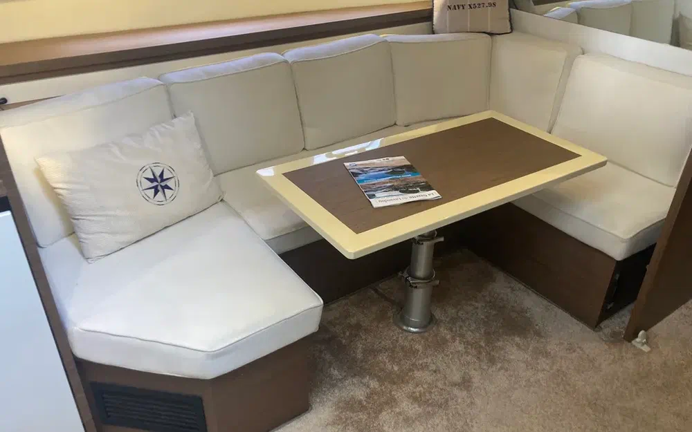 slider 46 Jeanneau Leader 46