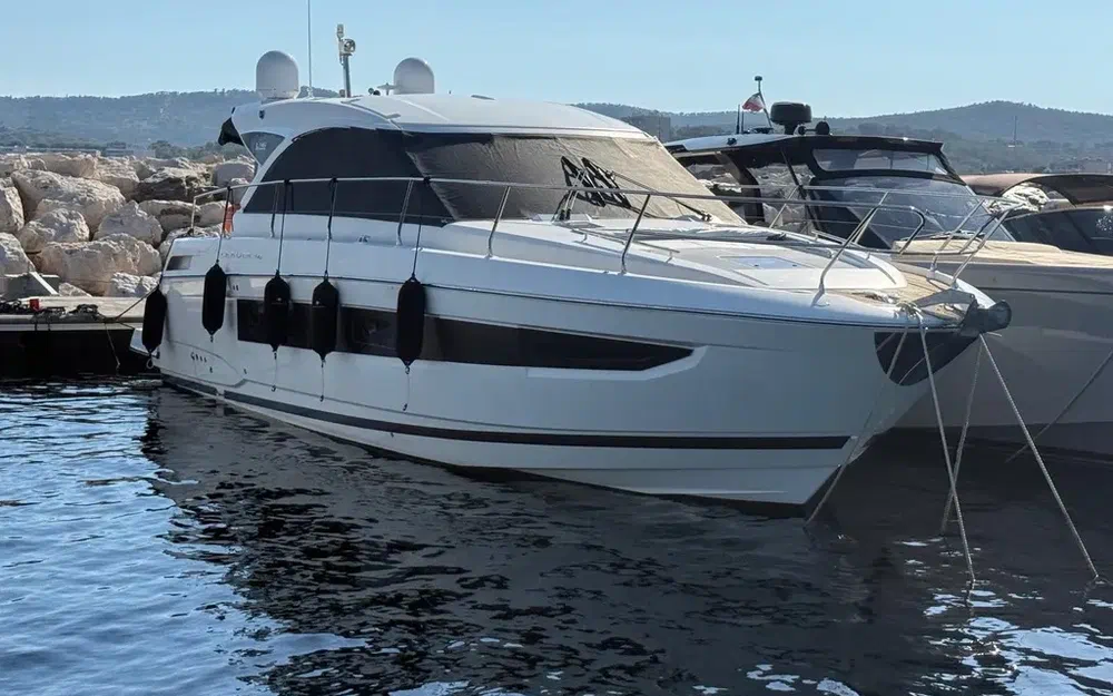 slider 1 Jeanneau Leader 46