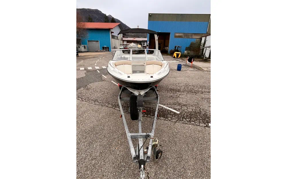 slider 2 Bayliner 215 BR