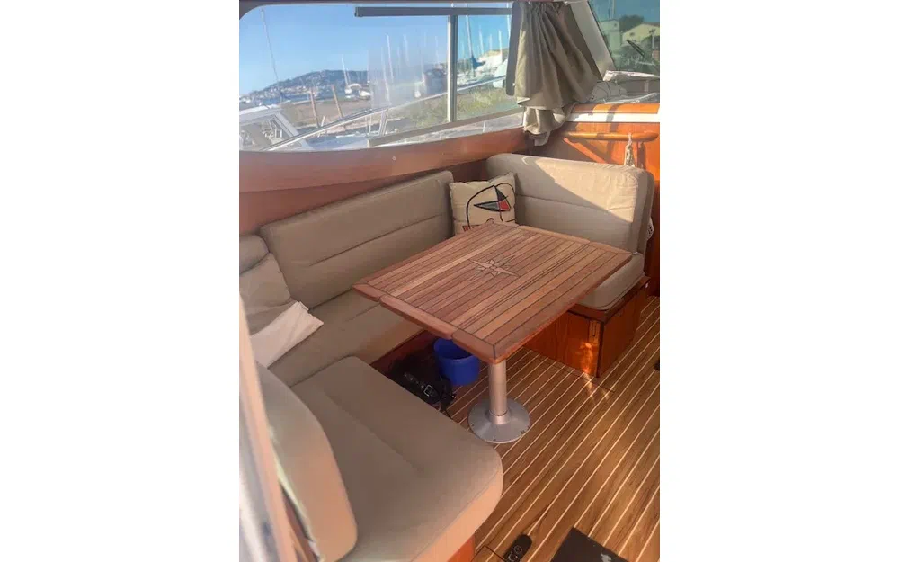 slider 6 Jeanneau Merry Fisher 925