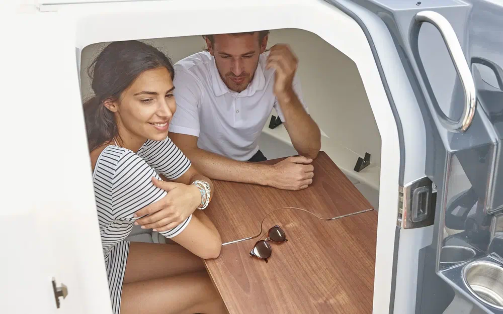 slider 2 Quicksilver Activ 555 Cabin