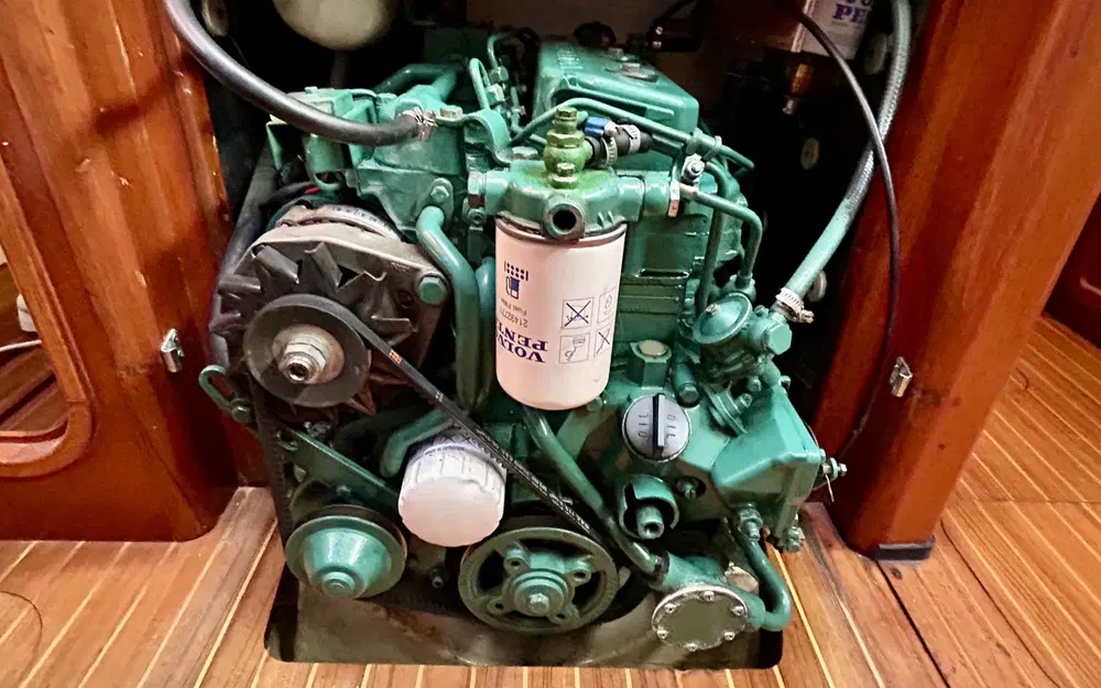 slider 19 Comar Yachts COMET 420