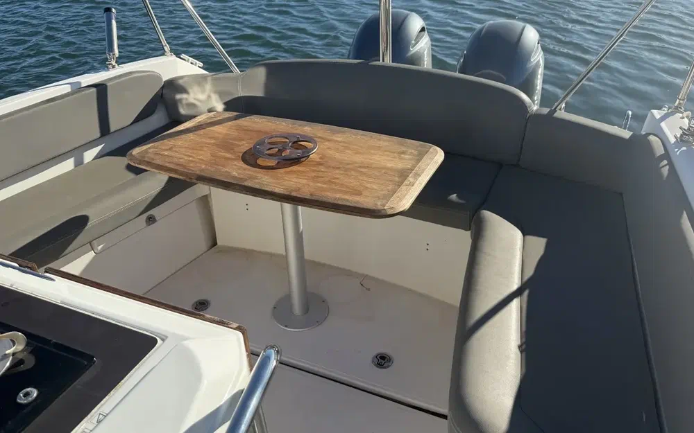 slider 13 Beneteau Flyer 850 Sun Deck
