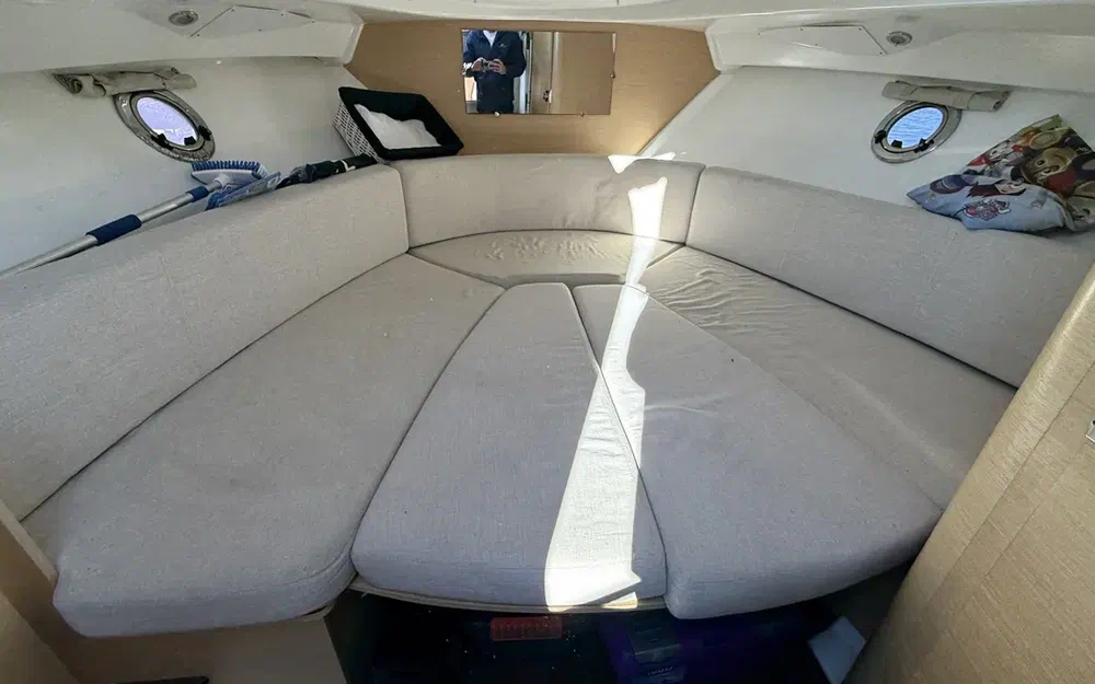 slider 17 Beneteau Flyer 850 Sun Deck