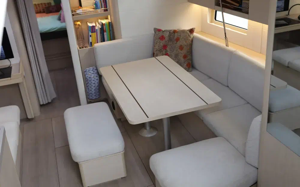 slider 15 Beneteau Oceanis 46.1