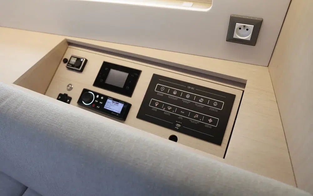 slider 18 Beneteau Oceanis 46.1