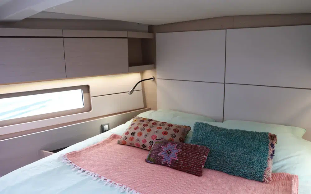 slider 34 Beneteau Oceanis 46.1