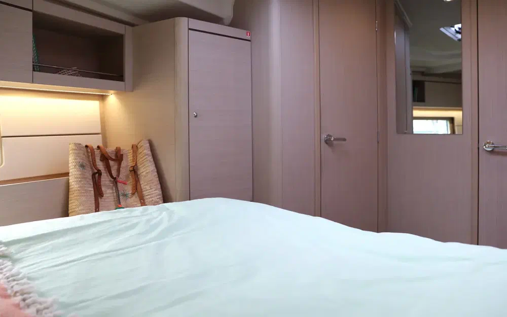 slider 35 Beneteau Oceanis 46.1