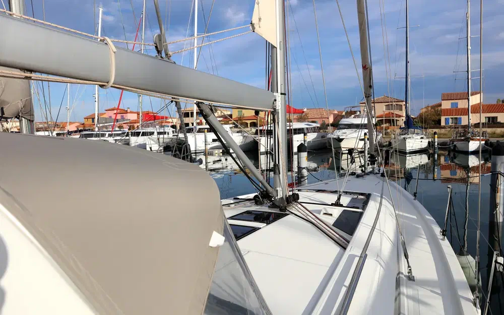 slider 3 Beneteau Oceanis 46.1