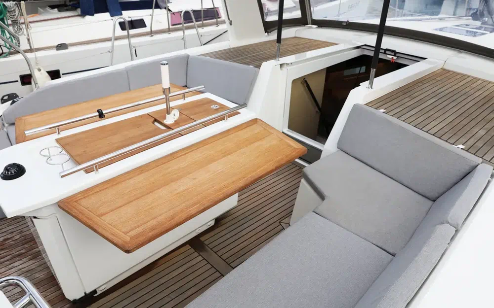 slider 7 Beneteau Oceanis 46.1