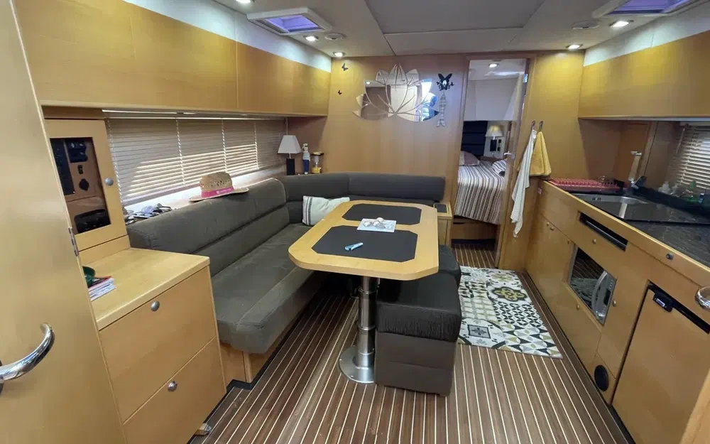 slider 12 Delphia  1100