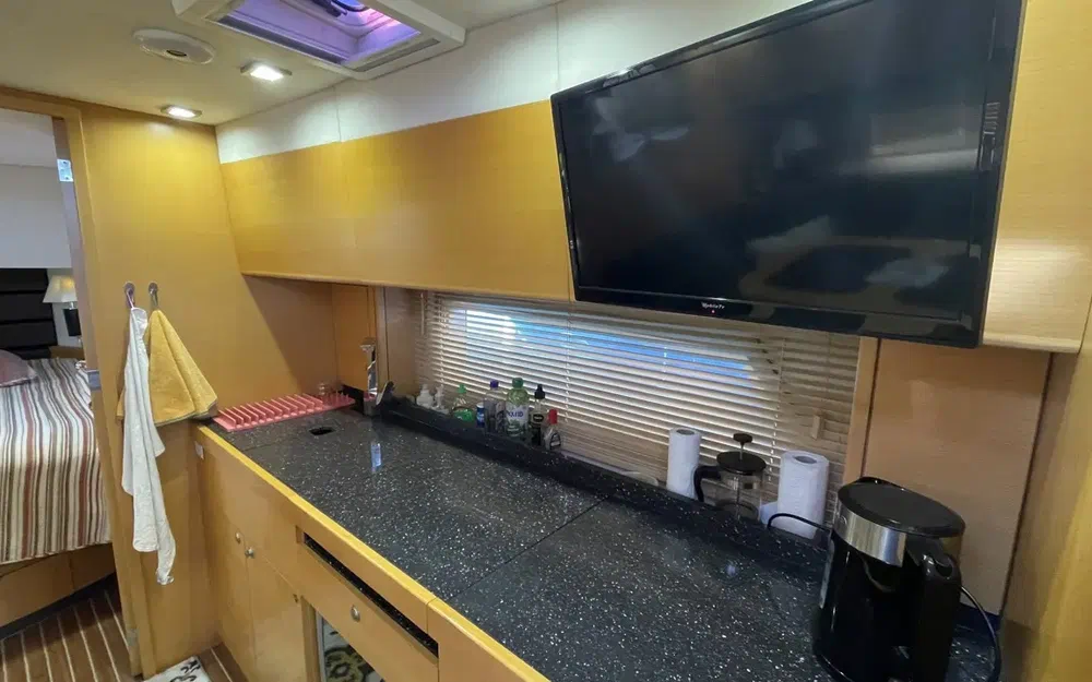 slider 13 Delphia  1100