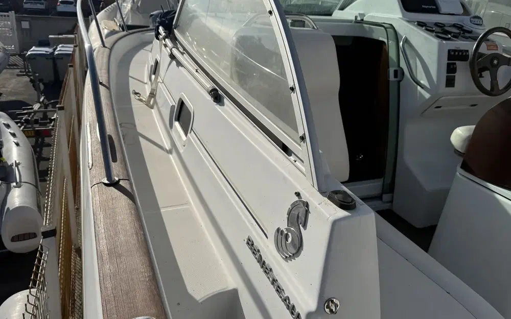 slider 11 Beneteau Ombrine 800