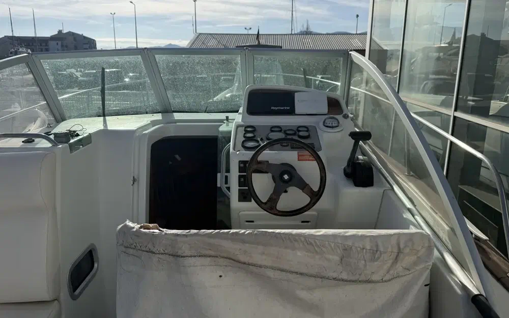 slider 24 Beneteau Ombrine 800