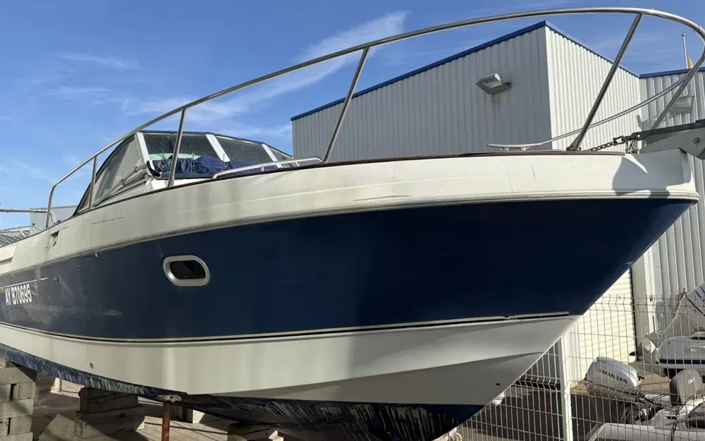 slider 2 Beneteau Ombrine 800