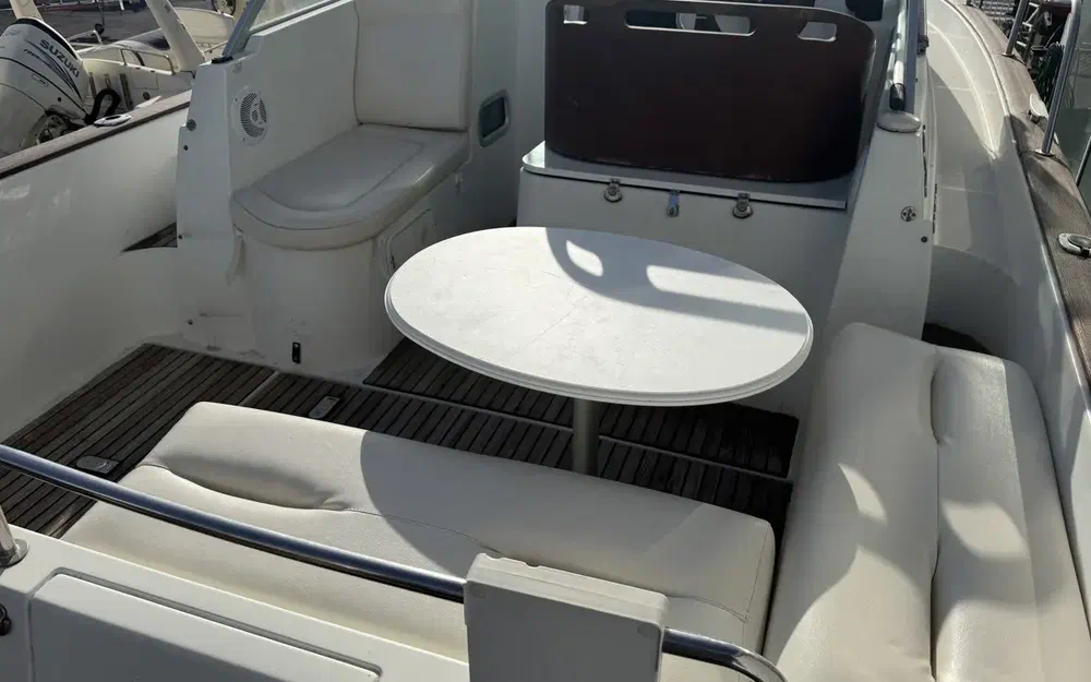 slider 6 Beneteau Ombrine 800