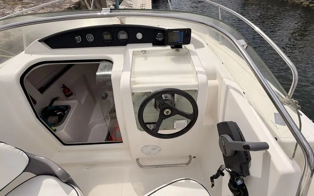 slider 21 Kelt Azura 570 WA